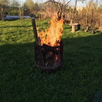 Rauamarket tellimustöö metallist lõkkease